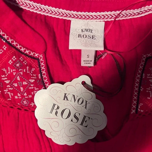 Knox Rose,NWT, S, sleeveless red tunic,handkerchief pattern henley collar blouse - Picture 4 of 8